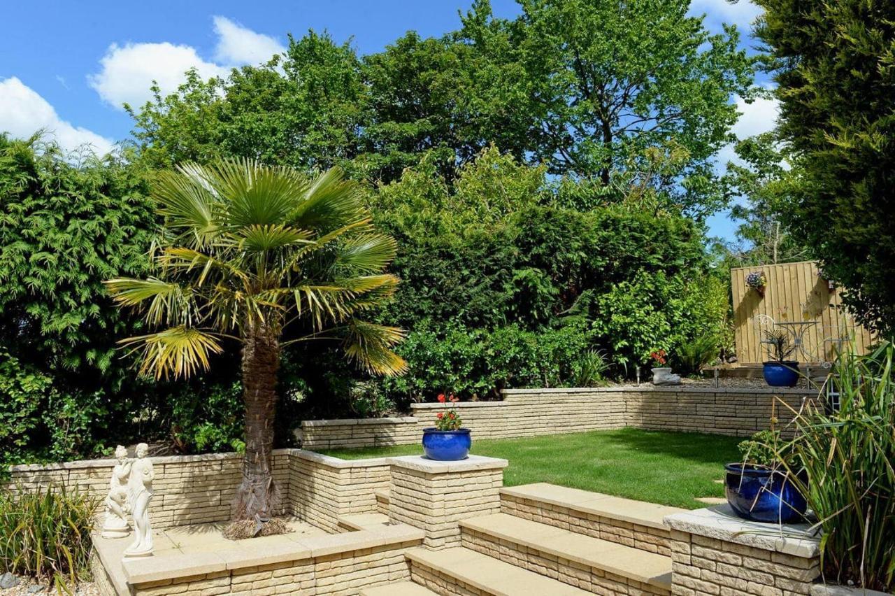 Family Bungalow With Private Pool Kilgetty Dış mekan fotoğraf