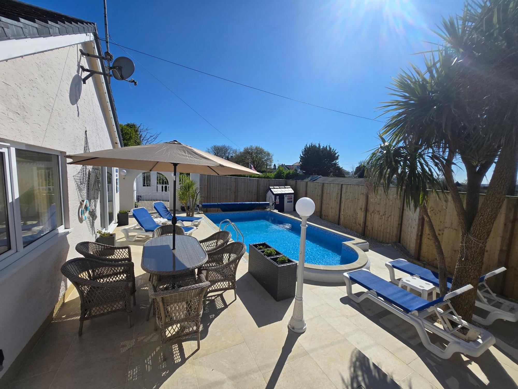 Family Bungalow With Private Pool Kilgetty Dış mekan fotoğraf